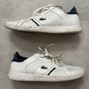 Men's Lacoste Novas Ct 118 tennis shoe size US 10 White w/ green stripe & tongue